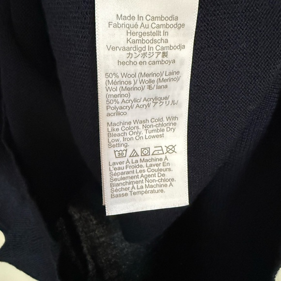 Men’s Navy XS J.Crew Merino Wool-Blend Crewneck Sweater - Picture 4 of 5